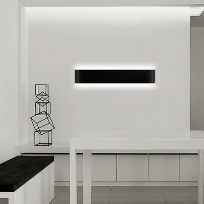 Modern Minimalist Wall Light: Sleek and Stylish