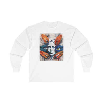 Sweatshirt of a woman with two eyes borrowed from the devil