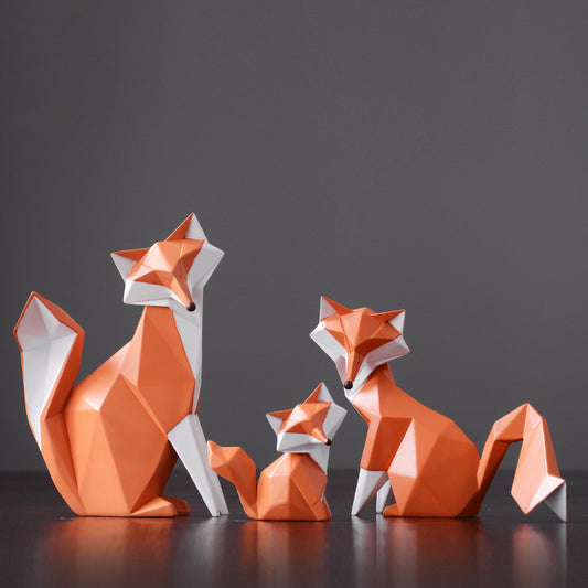 Modern Minimalist Fox Figurines: A Touch of Nature