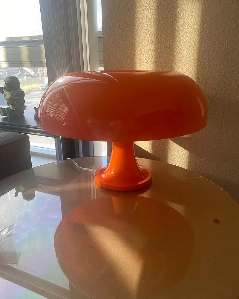 "Modern LED Mushroom Table Lamp – Minimalist Bedside & Living Room Lighting Decor"