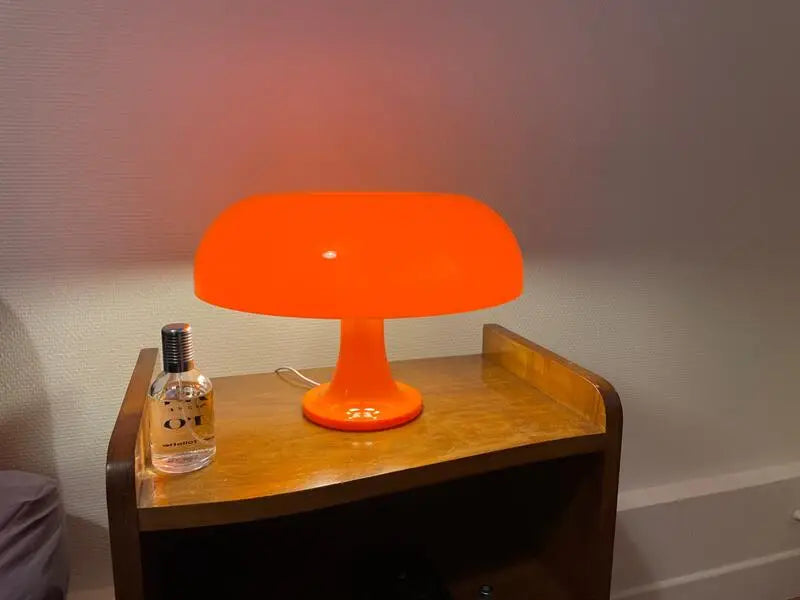 "Modern LED Mushroom Table Lamp – Minimalist Bedside & Living Room Lighting Decor"