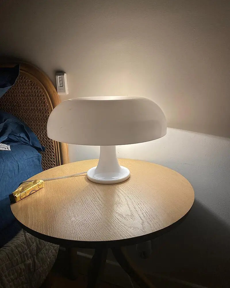 "Modern LED Mushroom Table Lamp – Minimalist Bedside & Living Room Lighting Decor"