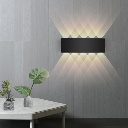 Modern LED Wall Light: Versatile and Stylish