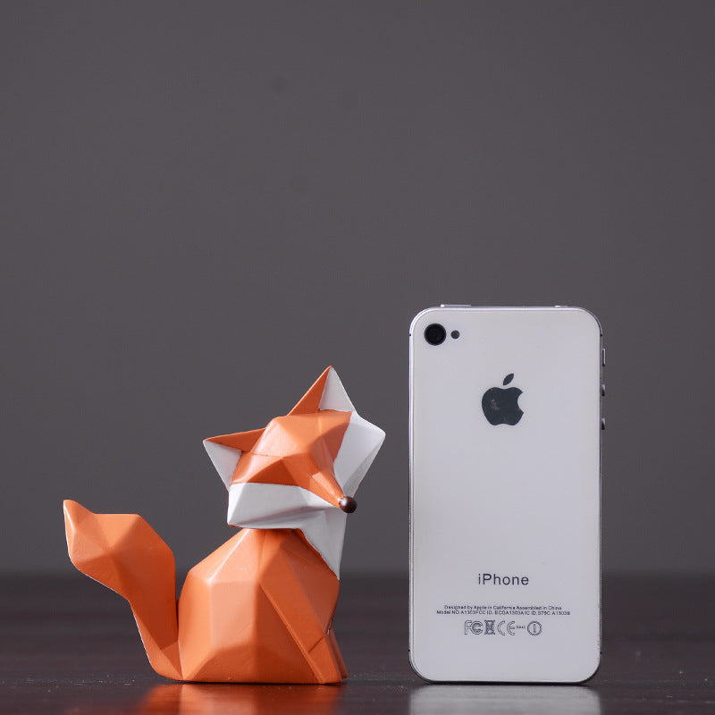 Modern Minimalist Fox Figurines: A Touch of Nature